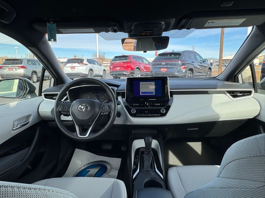 2023 Toyota Corolla Hatchback SE