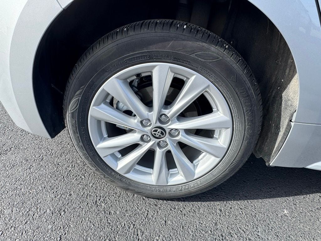 2023 Toyota Corolla Hatchback SE