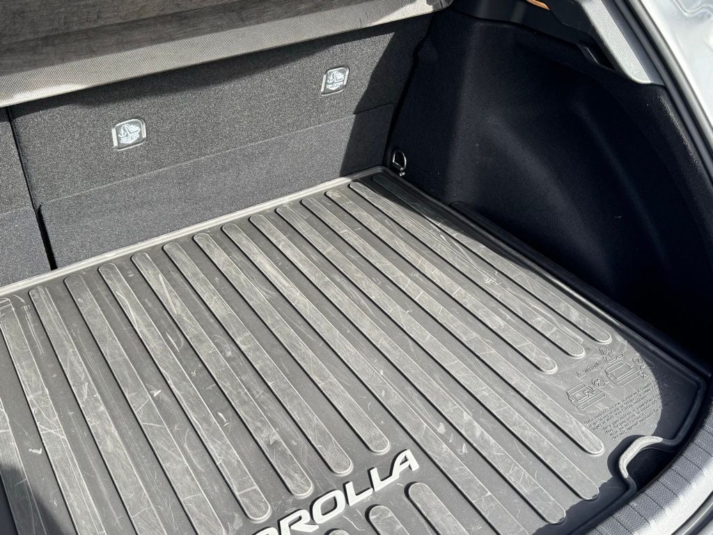 2023 Toyota Corolla Hatchback SE