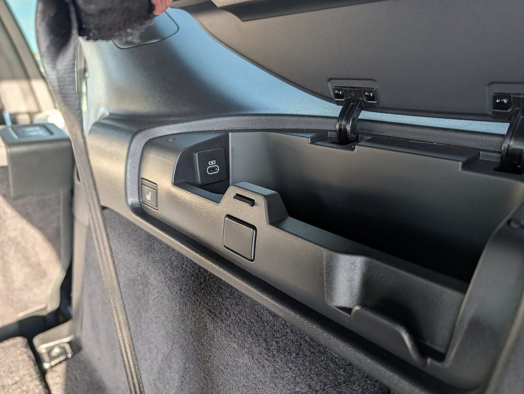 2023 Land Rover Discovery S R-Dynamic