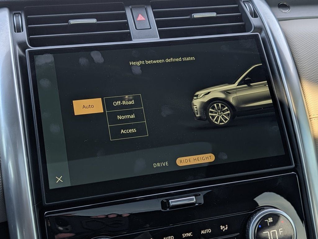 2023 Land Rover Discovery S R-Dynamic