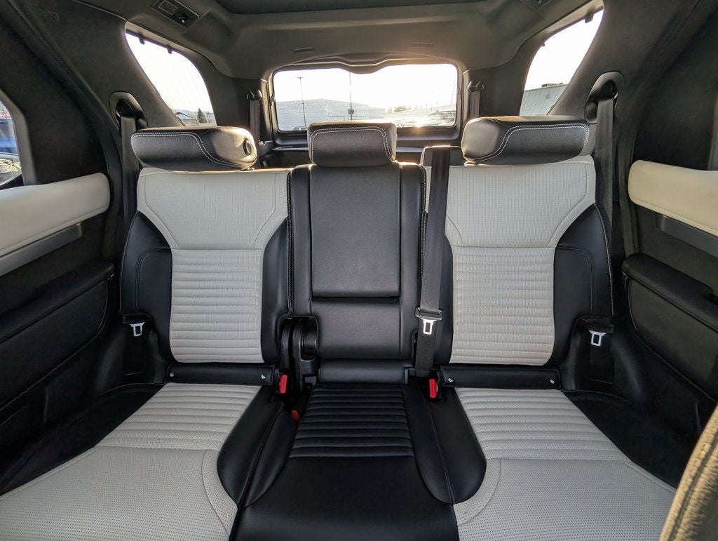 2023 Land Rover Discovery S R-Dynamic