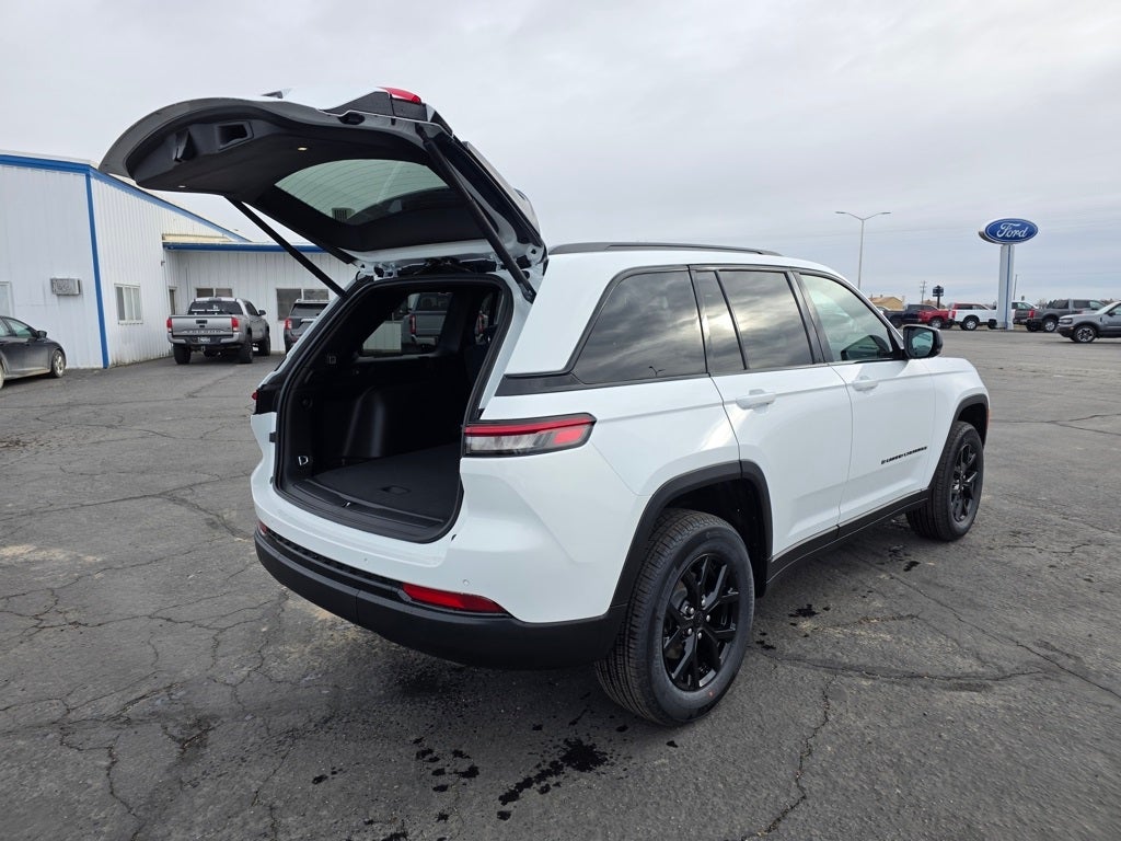 2025 Jeep Grand Cherokee Altitude X