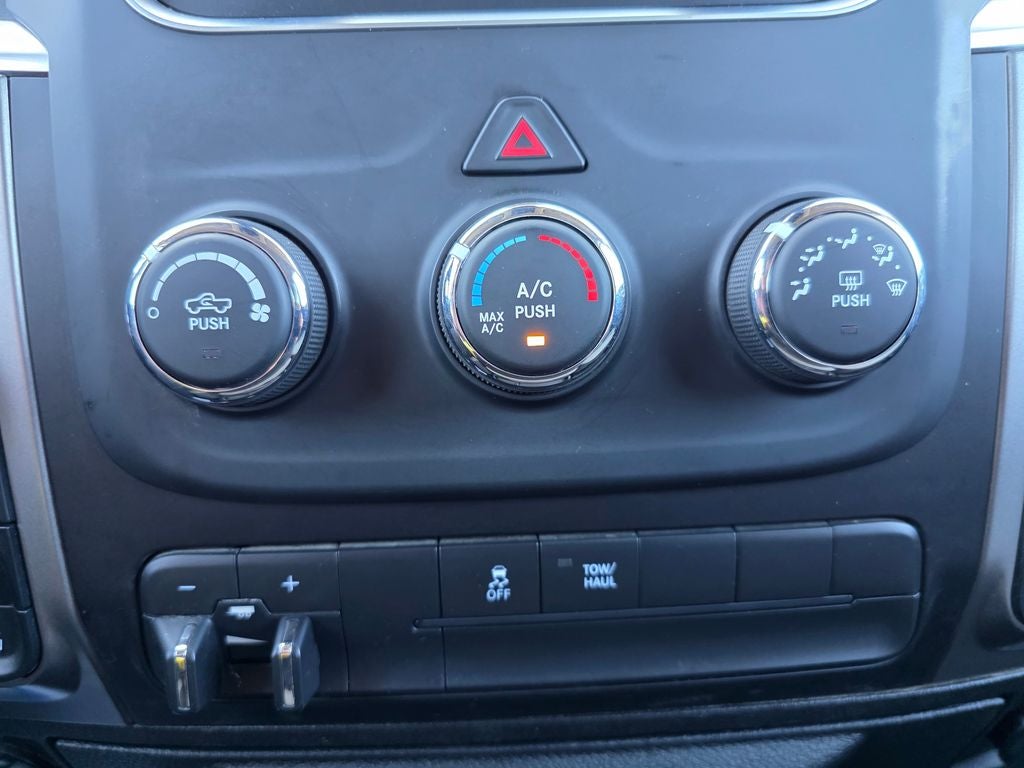2022 RAM 1500 Classic SLT