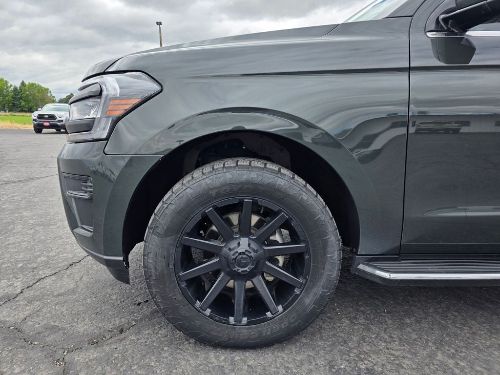 2022 Ford Expedition Max XLT