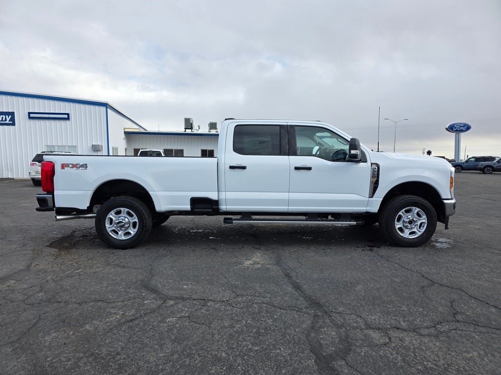 2026 Ford F-250SD XLT