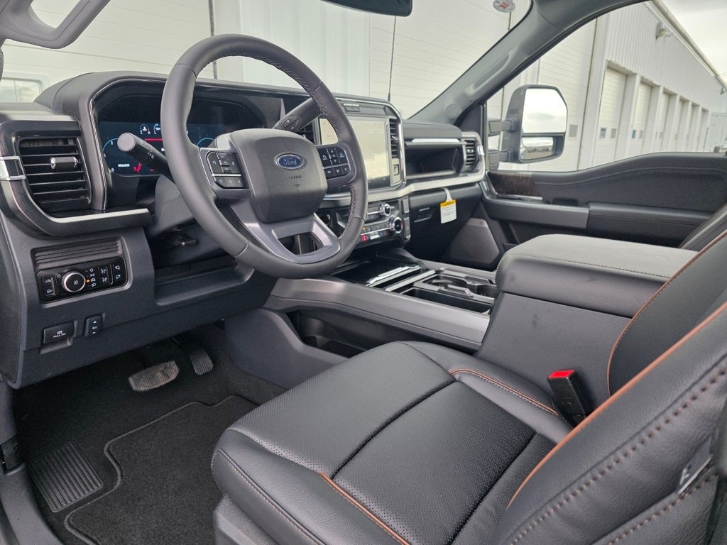 2026 Ford F-350SD Lariat