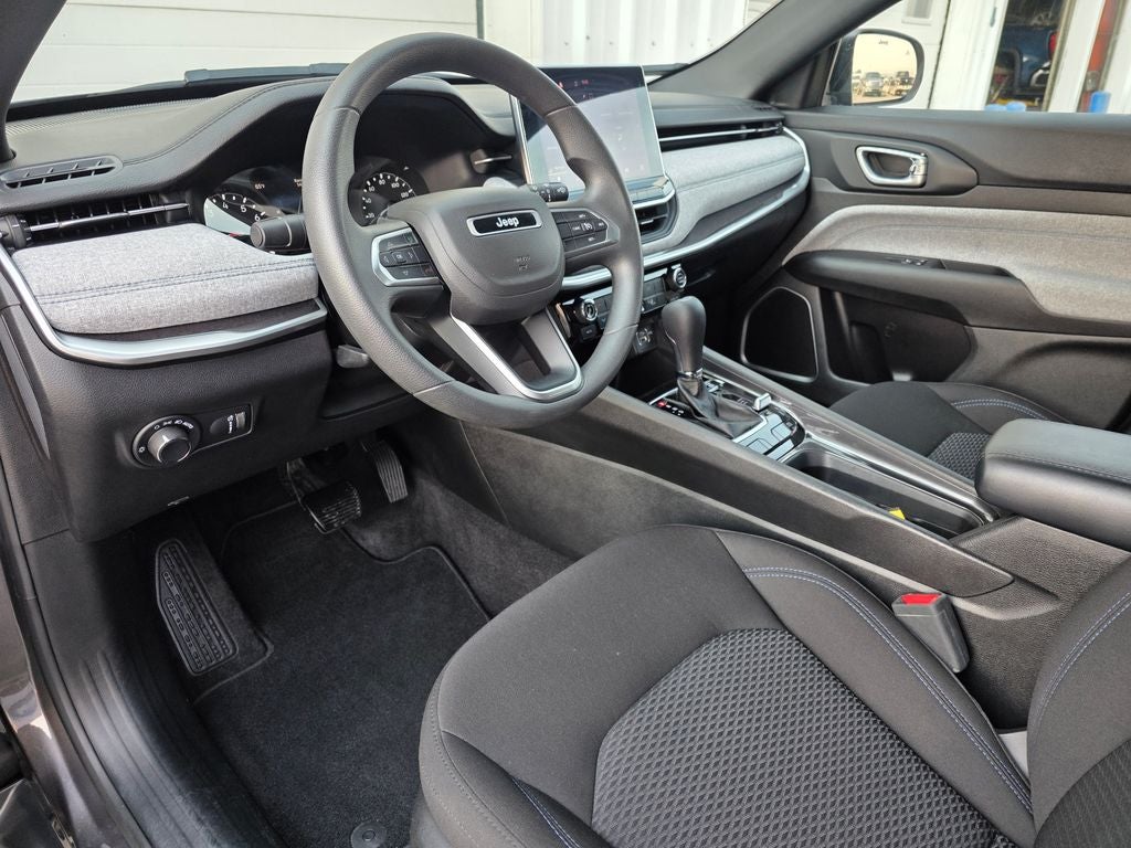 2023 Jeep Compass Sport