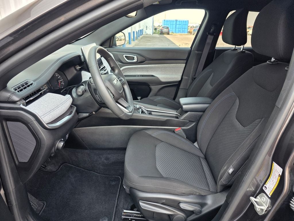2023 Jeep Compass Sport