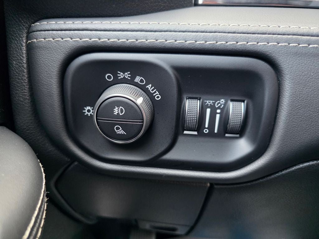 2025 RAM 3500 Limited