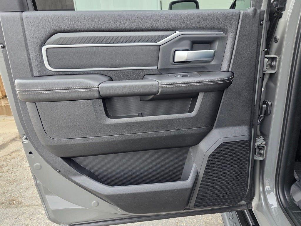 2026 RAM 2500 Big Horn Night Edition