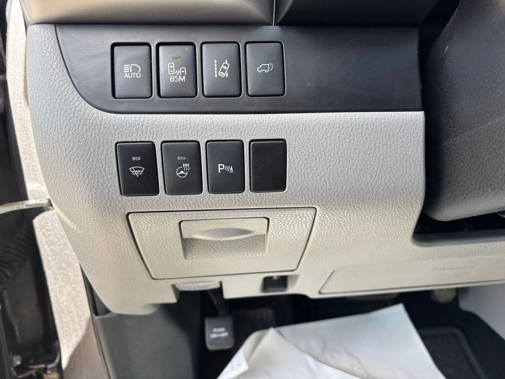 2015 Toyota Highlander Base