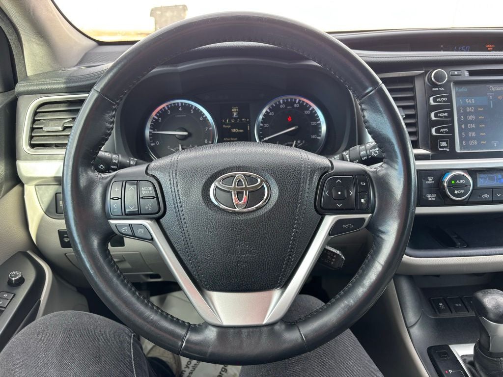 2015 Toyota Highlander Base