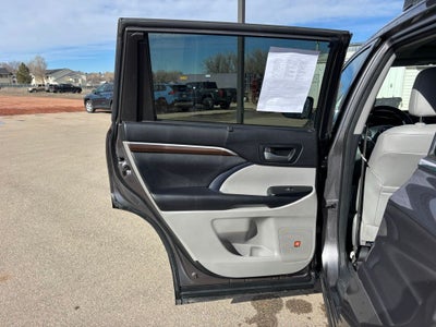 2015 Toyota Highlander Base