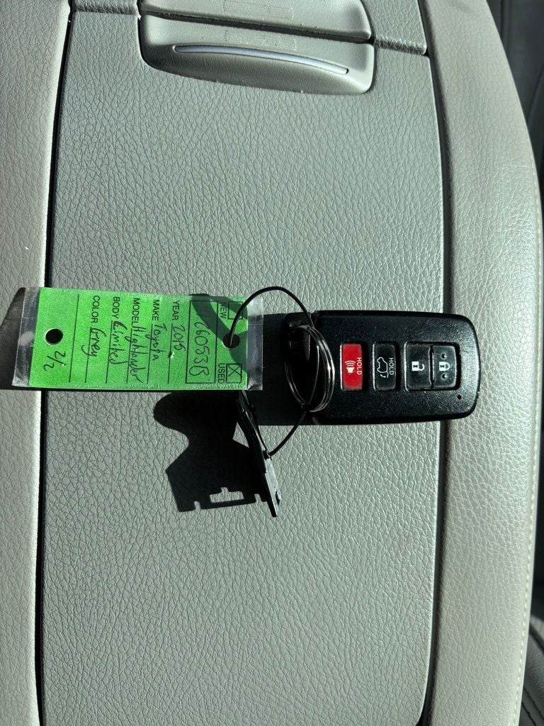 2015 Toyota Highlander Base