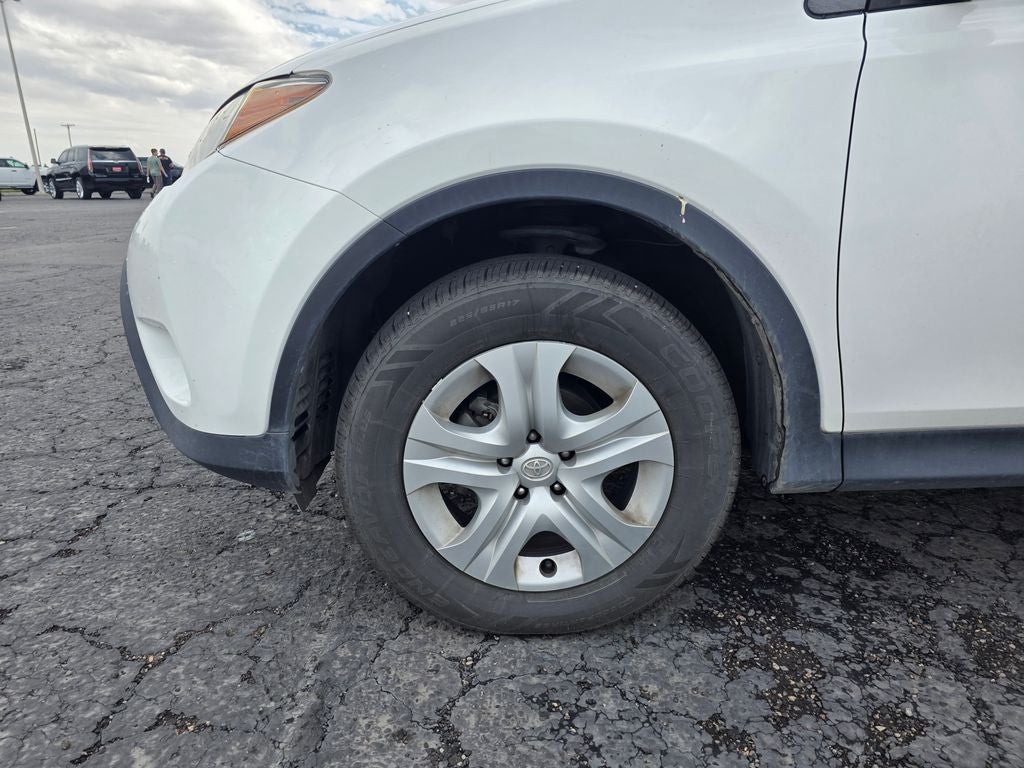 2015 Toyota RAV4 LE
