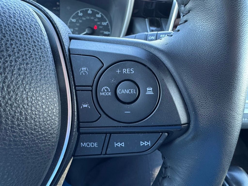 2024 Toyota Corolla Hatchback SE