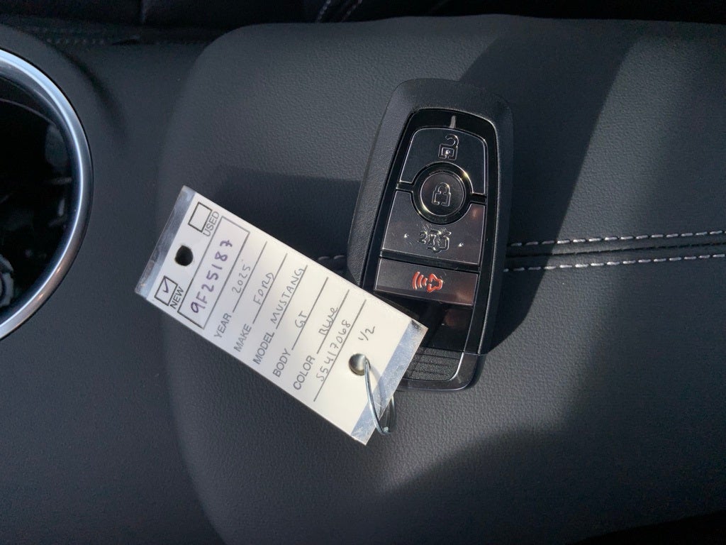 2025 Ford Mustang GT Premium