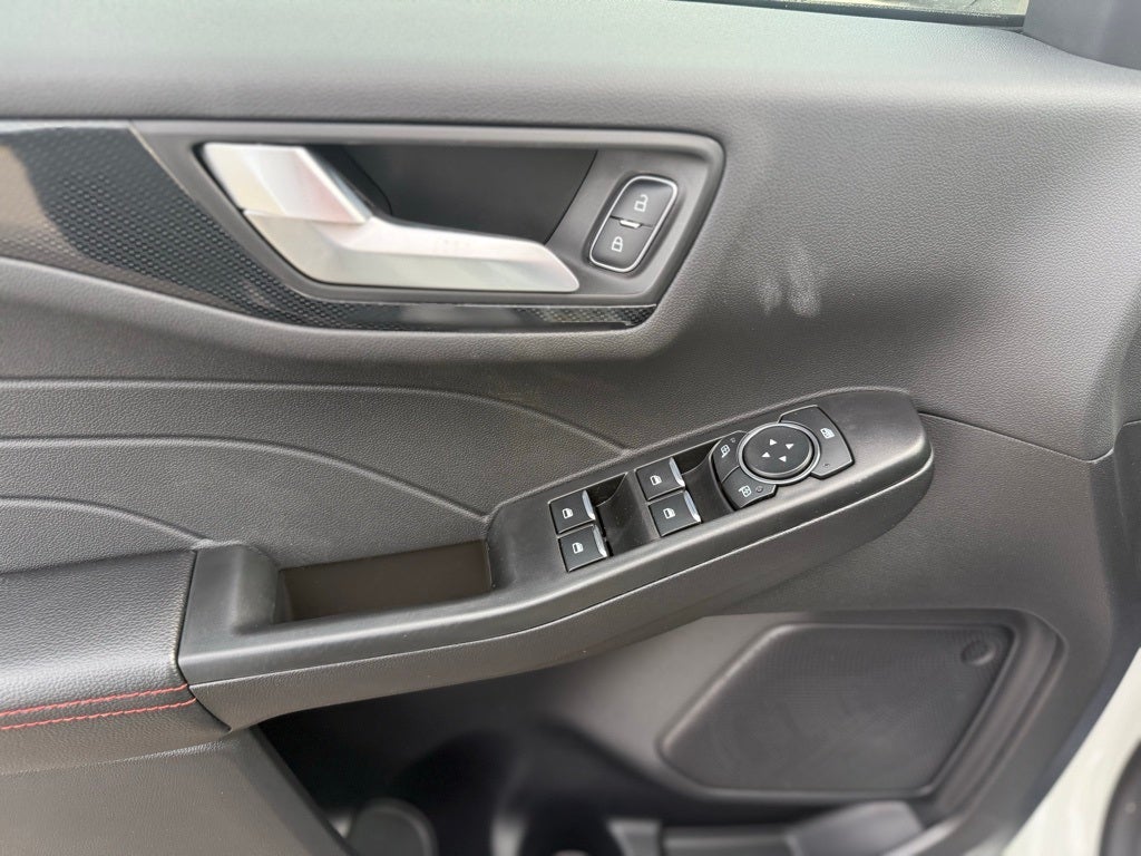 2026 Ford Escape Hybrid ST-Line Select AWD