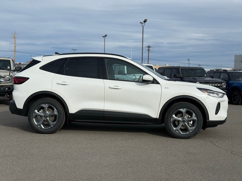 2026 Ford Escape Hybrid ST-Line Select AWD