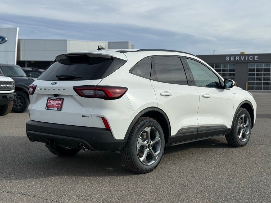 2026 Ford Escape Hybrid ST-Line Select AWD