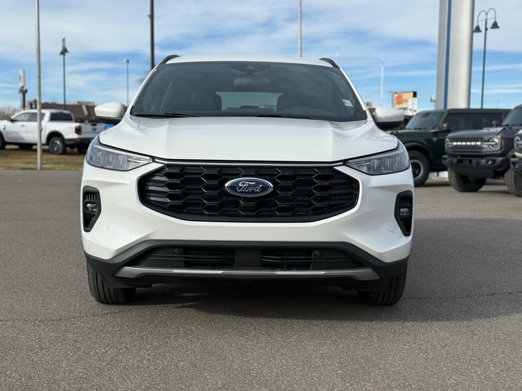 2026 Ford Escape Hybrid ST-Line Select AWD