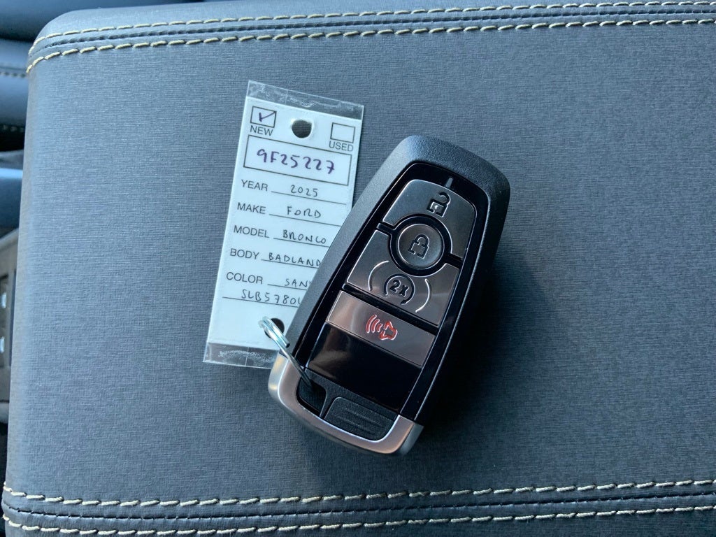 2025 Ford Bronco Badlands