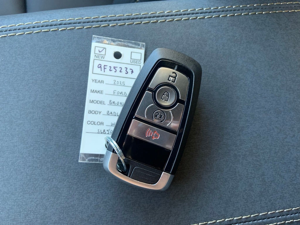 2025 Ford Bronco Badlands