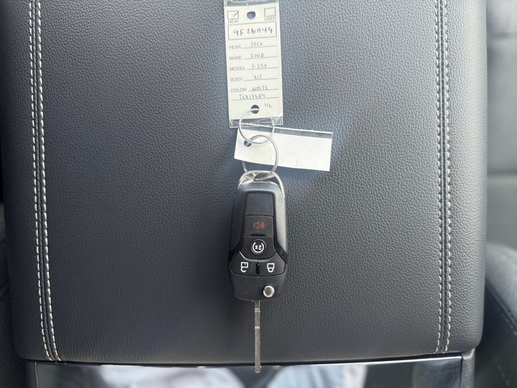 2026 Ford F-250SD XLT