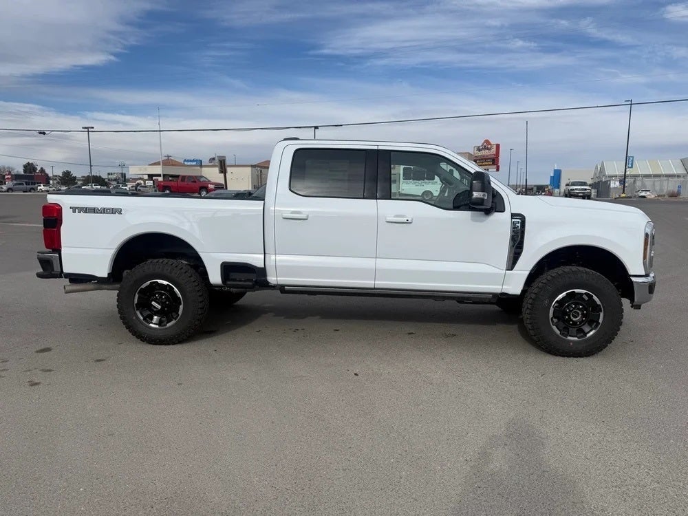 2026 Ford F-250SD Lariat Tremor