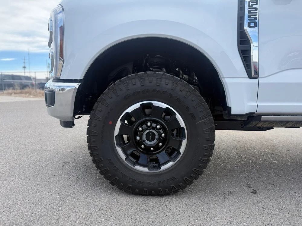 2026 Ford F-250SD Lariat Tremor