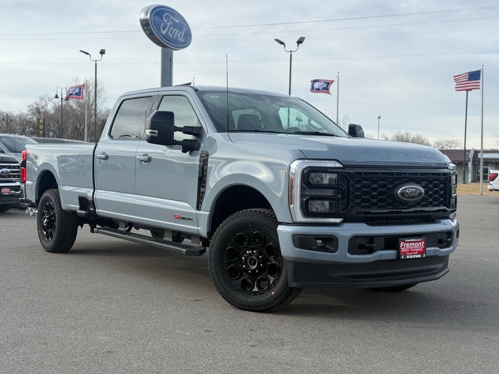 2026 Ford F-350SD Lariat