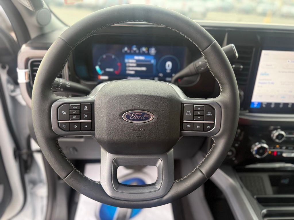 2026 Ford F-350SD Lariat Black Appearance Pkg