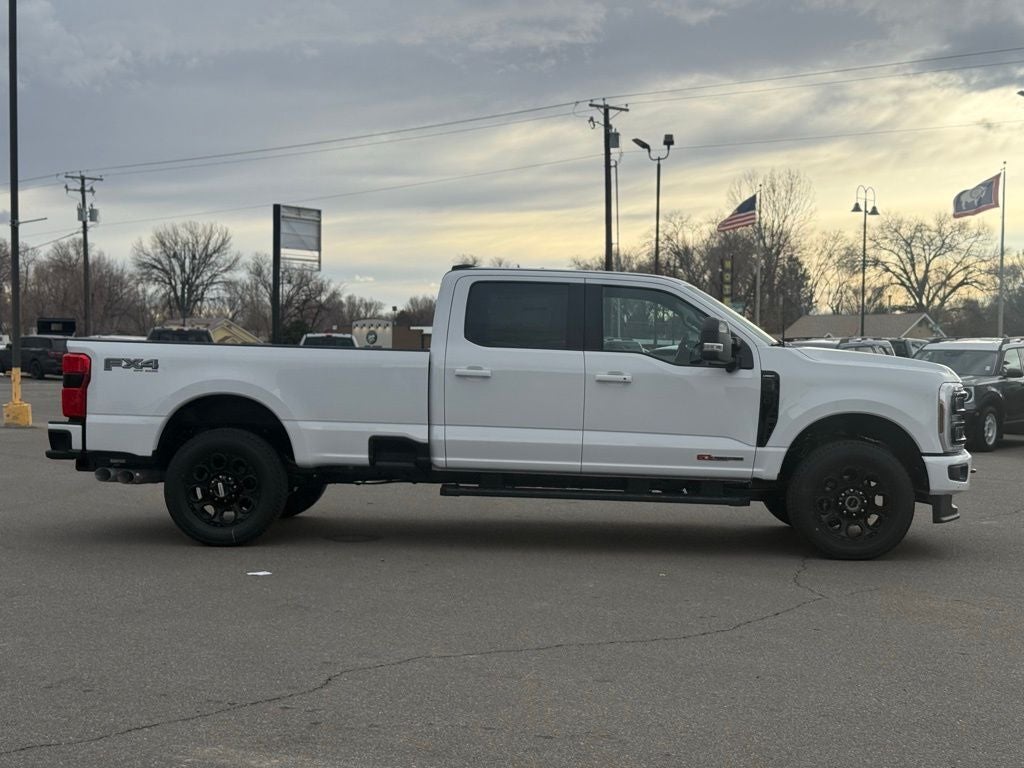 2026 Ford F-350SD Lariat Black Appearance Pkg