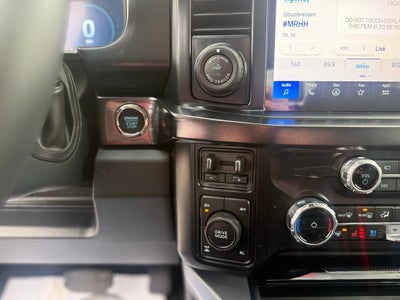 2026 Ford F-350SD Lariat Black Appearance Pkg