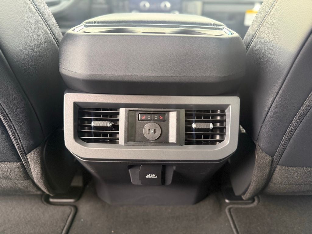 2026 Ford F-350SD Lariat Black Appearance Pkg