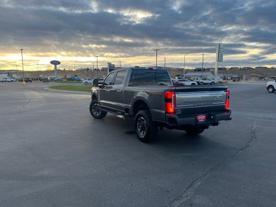 2023 Ford F-350SD Platinum