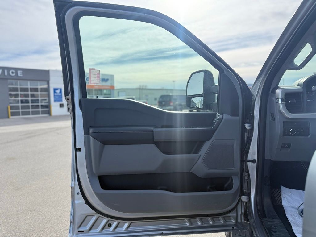 2023 Ford F-350SD XLT