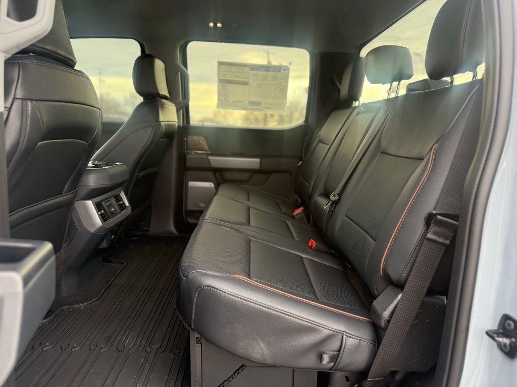 2026 Ford F-350SD Lariat Black Appearance Pkg