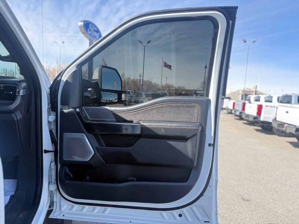 2024 Ford F-350SD Platinum DRW