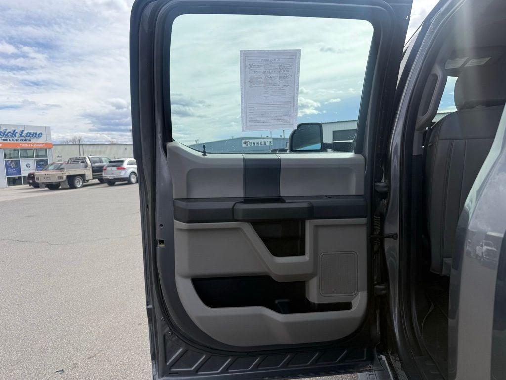 2022 Ford F-350SD XL DRW