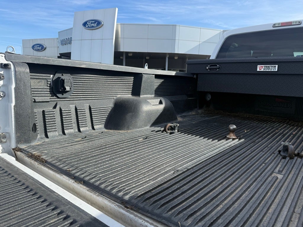 2016 Ford F-350SD XLT DRW