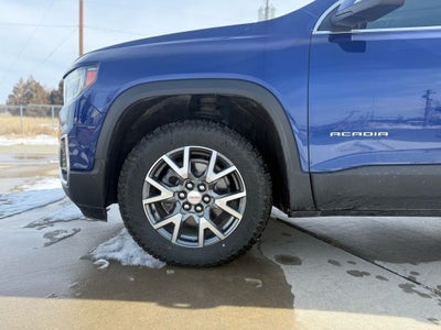 2023 GMC Acadia SLT