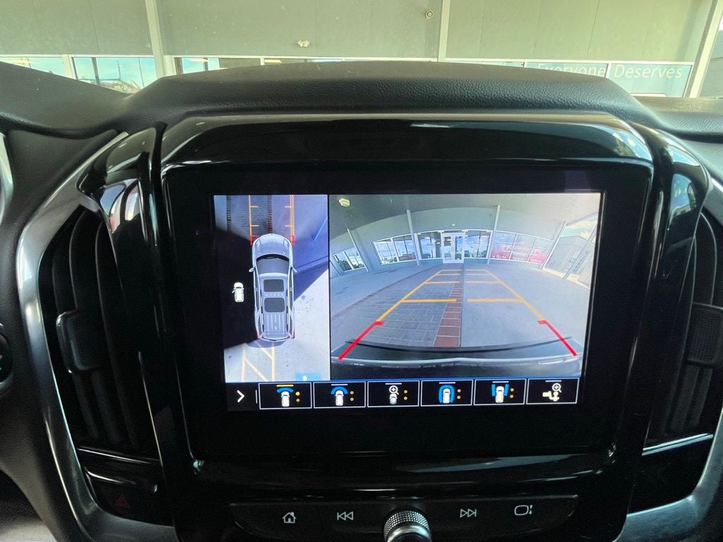 2021 Chevrolet Traverse RS
