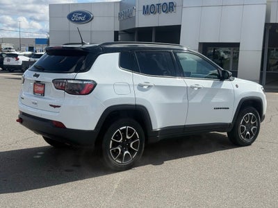 2024 Jeep Compass Trailhawk