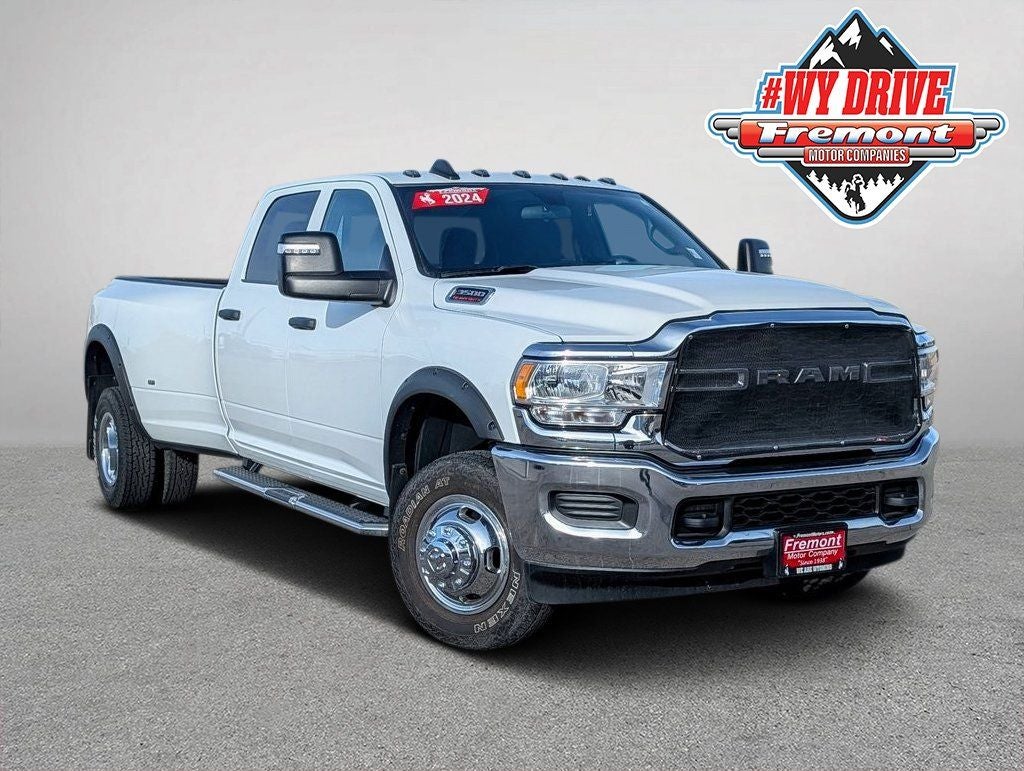 2024 RAM 3500 Tradesman Dually 4x4