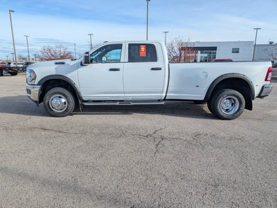 2024 RAM 3500 Tradesman Dually 4x4