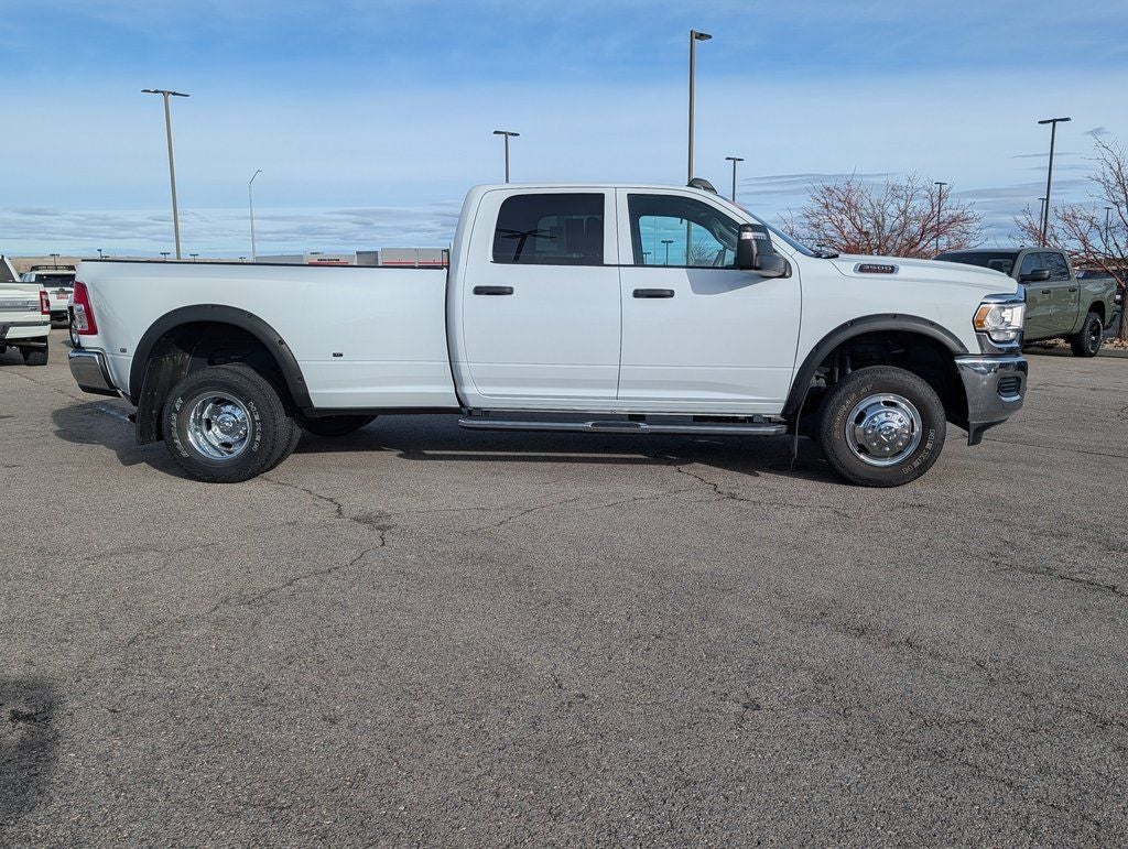 2024 RAM 3500 Tradesman Dually 4x4