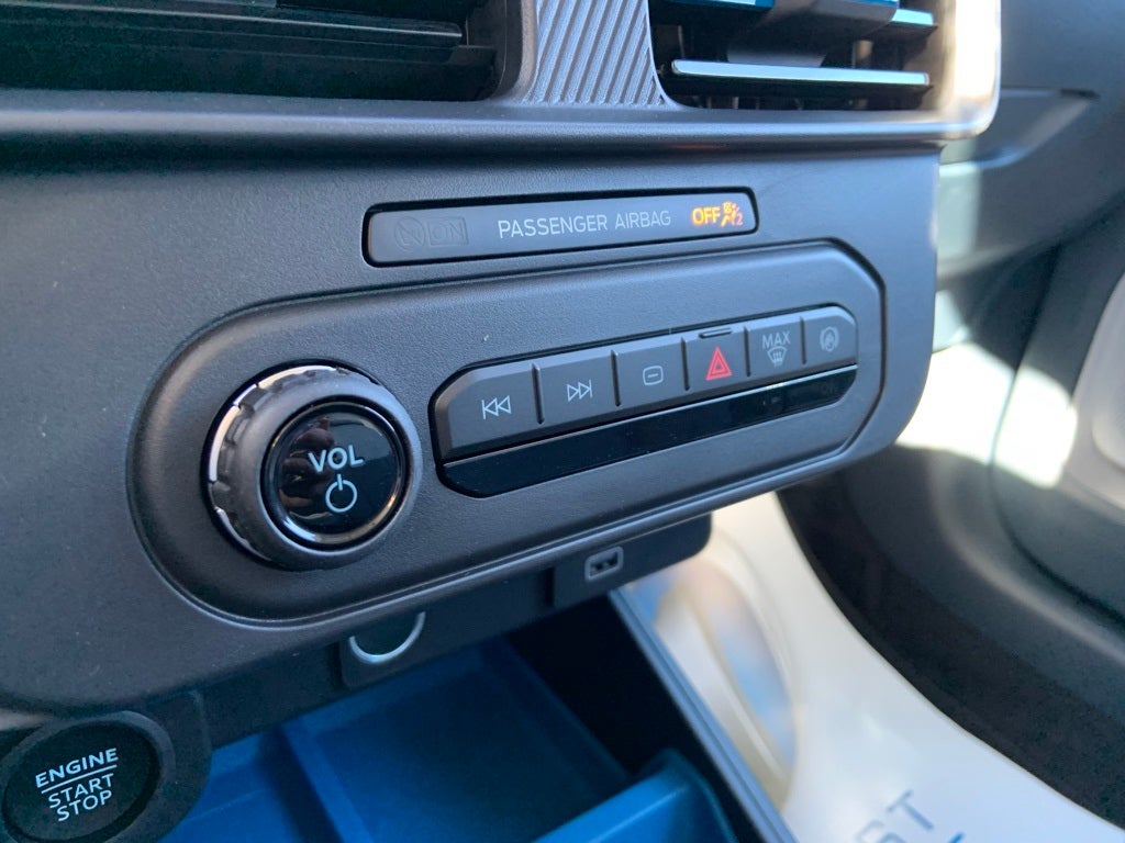 2025 Ford Maverick XLT AWD