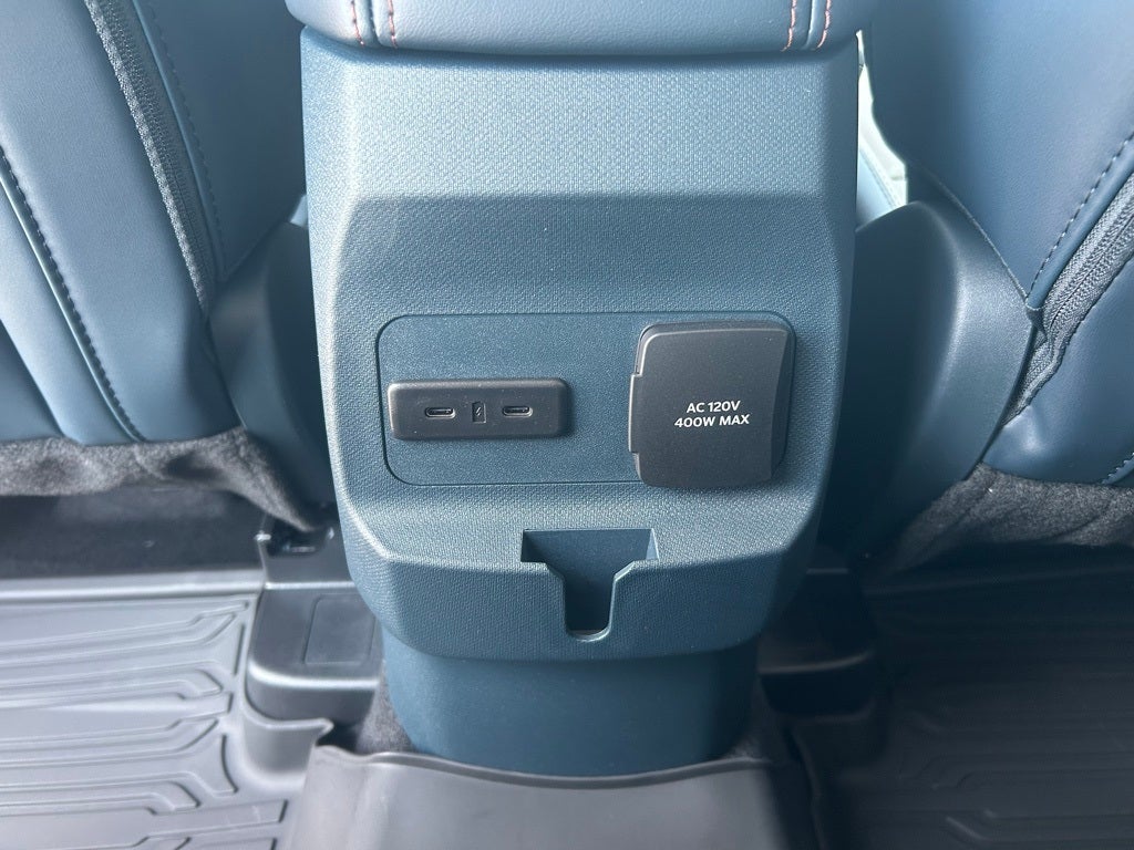 2025 Ford Maverick Lariat AWD